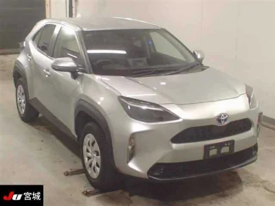 TOYOTA YARIS CROSS