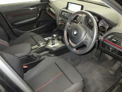 BMW 1 SERIES