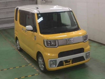 DAIHATSU WAKE