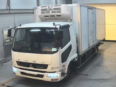 MITSUBISHI FUSO FIGHTER