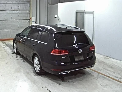 VOLKSWAGEN GOLF VARIANT