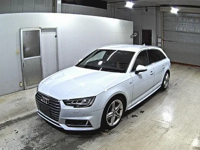 AUDI A4 AVANTE