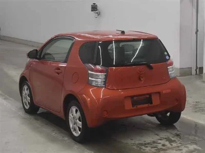 TOYOTA IQ