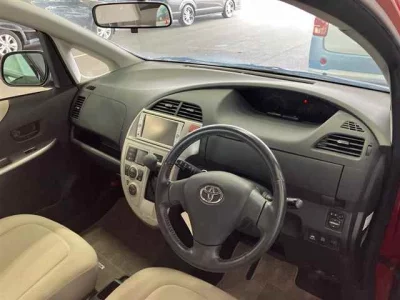 TOYOTA RACTIS