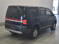 Цена авто Mitsubishi  с аукционов Японии, номер кузова CV5W, пробег 200 000, оценка 6