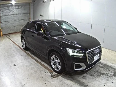 AUDI Q2