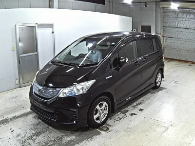 HONDA FREED HYBRID