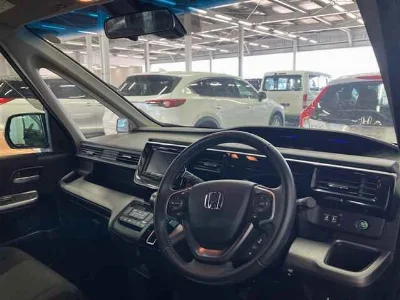 HONDA STEPWGN SPADA