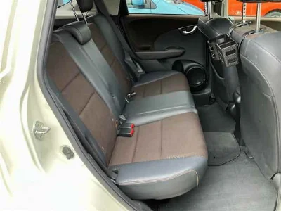 HONDA FIT SHUTTLE HYBRID