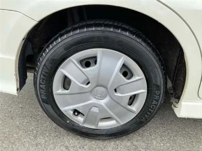 HONDA FIT SHUTTLE HYBRID