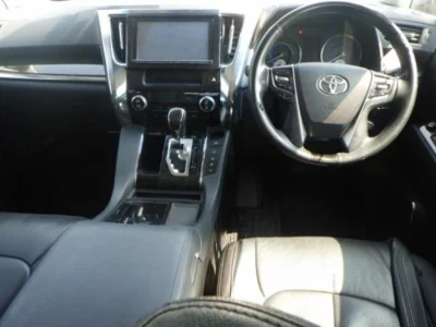 TOYOTA VELLFIRE HYBRID
