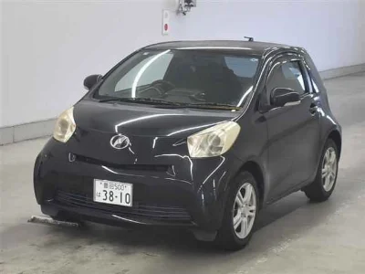 TOYOTA IQ