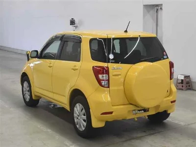 TOYOTA RUSH