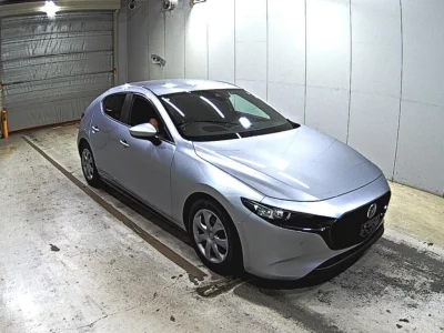 MAZDA MAZDA3 FASTBACK