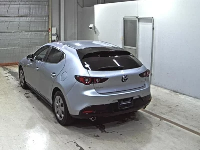 MAZDA MAZDA3 FASTBACK