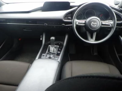 MAZDA MAZDA3 FASTBACK