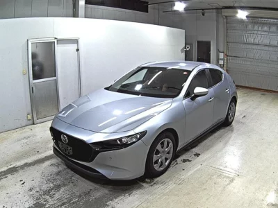 MAZDA MAZDA3 FASTBACK