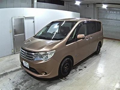 NISSAN SERENA