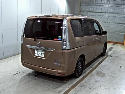 NISSAN SERENA