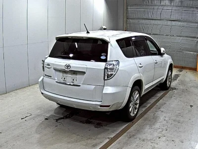 TOYOTA VANGUARD