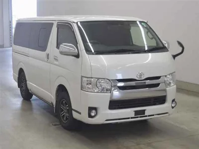 TOYOTA REGIUS VAN