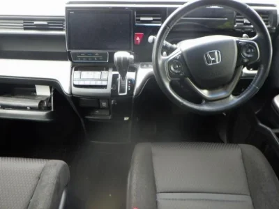 HONDA STEPWGN SPADA