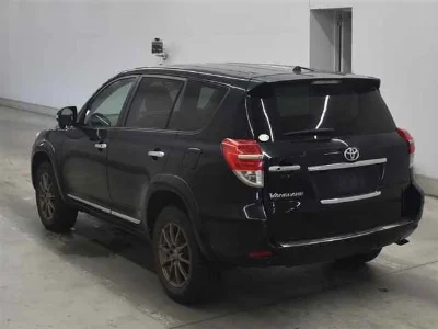 TOYOTA VANGUARD