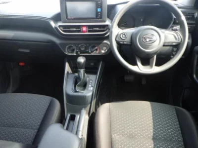 DAIHATSU ROCKY