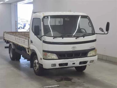 TOYOTA DYNA