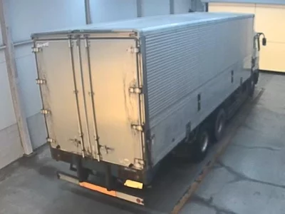 MITSUBISHI FUSO