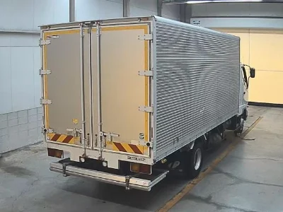 MITSUBISHI FUSO FIGHTER