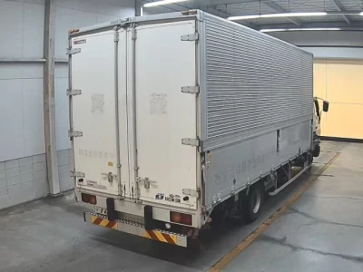 MITSUBISHI FUSO FIGHTER