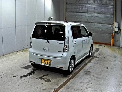 SUZUKI WAGON R STINGRAY