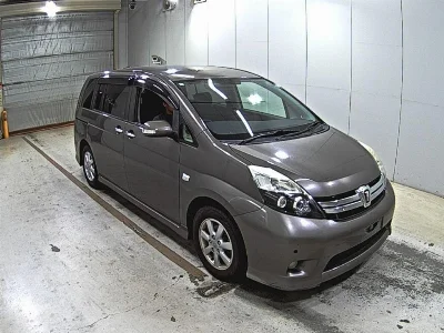 TOYOTA ISIS