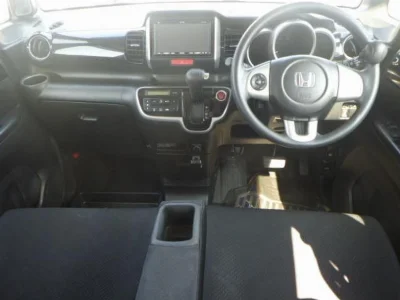 HONDA N BOX CUSTOM