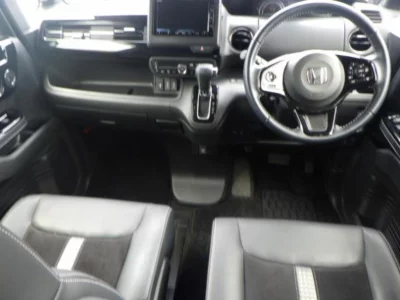 HONDA N BOX CUSTOM