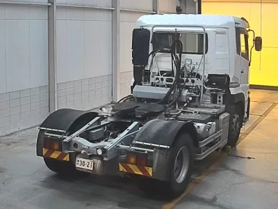 NISSAN UD