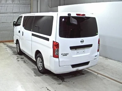 NISSAN NV350 CARAVAN