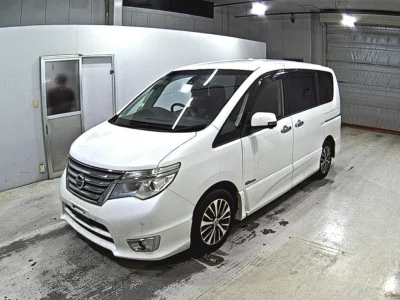 NISSAN SERENA