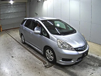 HONDA FIT SHUTTLE HYBRID