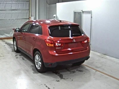MITSUBISHI RVR