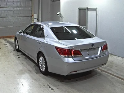 TOYOTA CROWN HYBRID