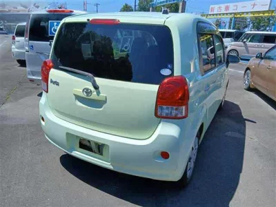 TOYOTA PORTE