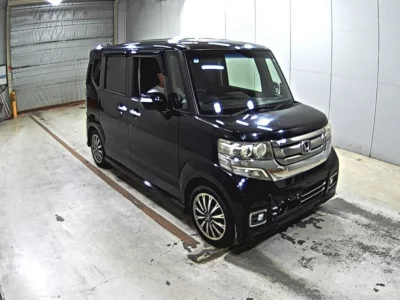 HONDA N BOX CUSTOM