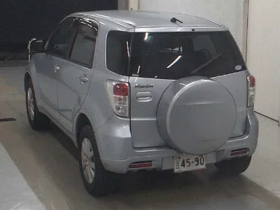 TOYOTA RUSH