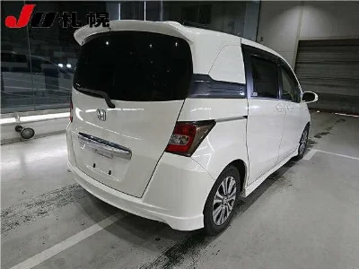 HONDA FREED SPIKE