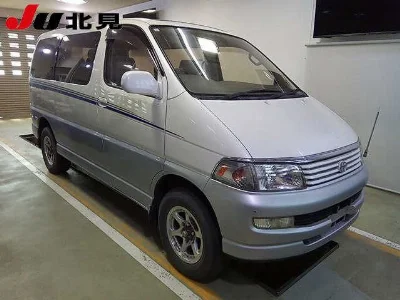TOYOTA HIACE REGIUS