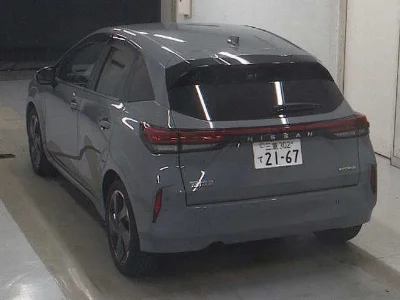 NISSAN AURA