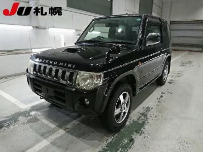 MITSUBISHI PAJERO MINI