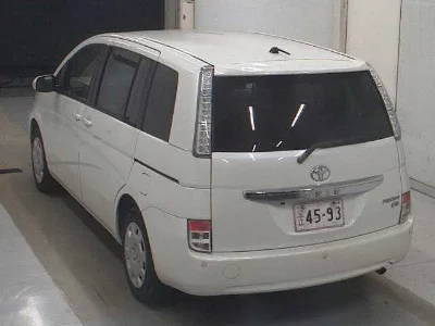 TOYOTA ISIS